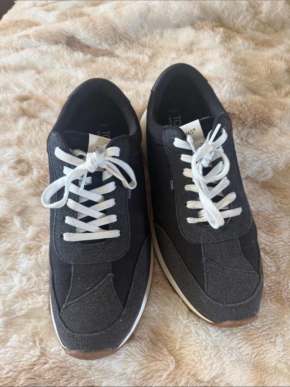 Toms Black Canvas Sneakers with White Laces